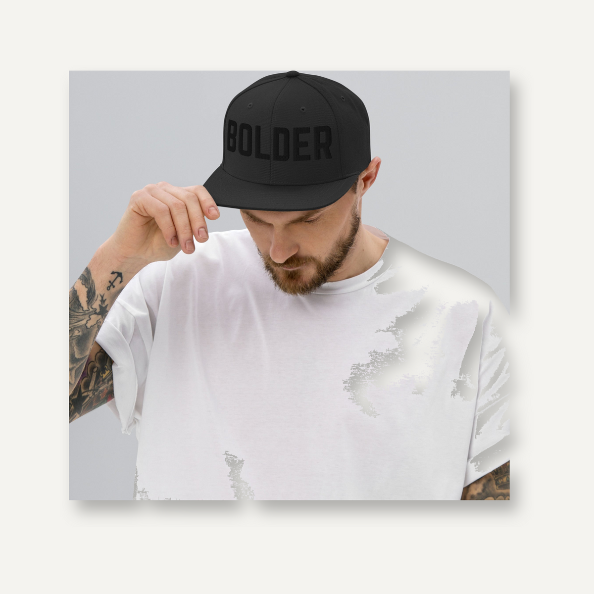 Product mockup — light studio gallery image 28612763844742